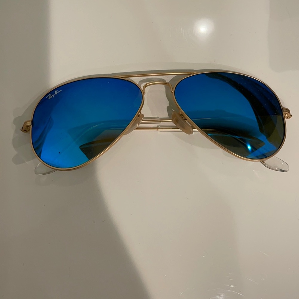 Blue Mirrored Rayban Sunglasses